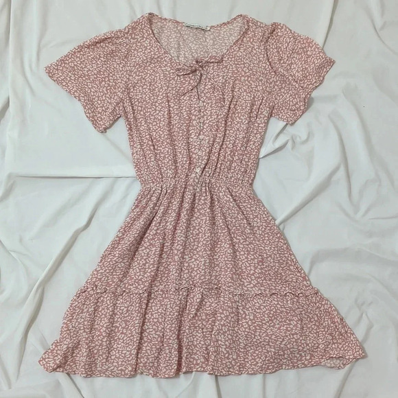 Abercrombie & Fitch Easy Waist Mini Dress, Color Dusty Pink Size XS - Picture 2 of 15